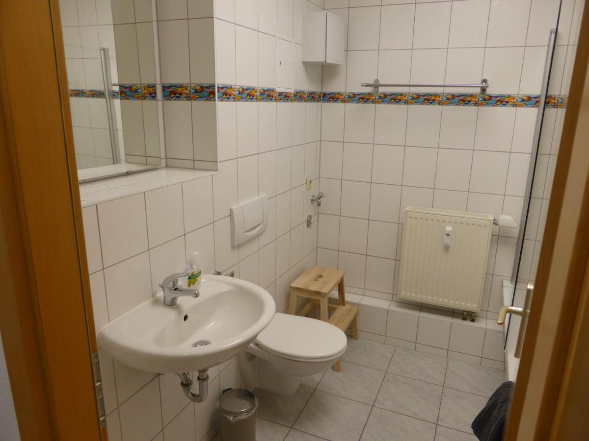 Apartment Napoleon, Naehe Zentrum, 2 Schlafzimmer, Grosser Balkon, Free Wifi ,Parken 예나 외부 사진