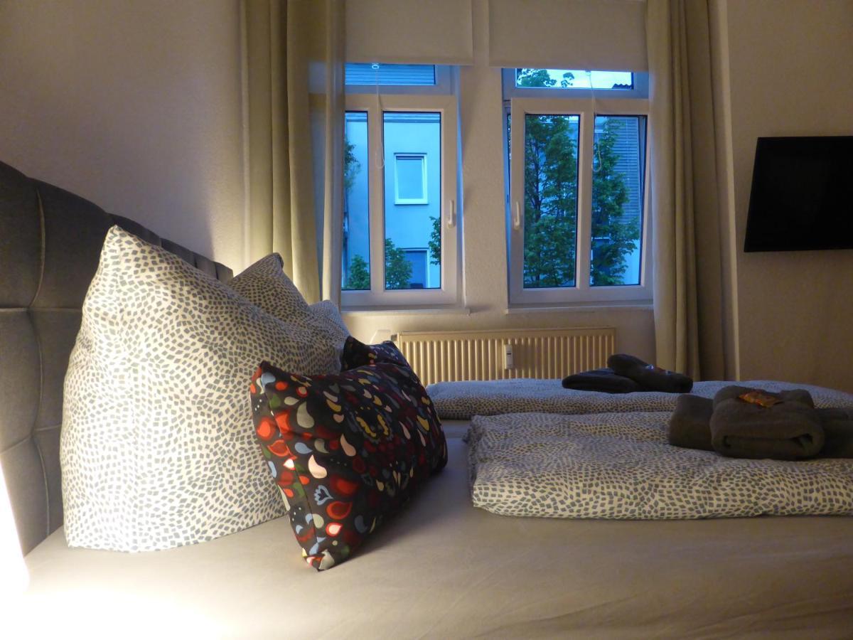Apartment Napoleon, Naehe Zentrum, 2 Schlafzimmer, Grosser Balkon, Free Wifi ,Parken 예나 외부 사진