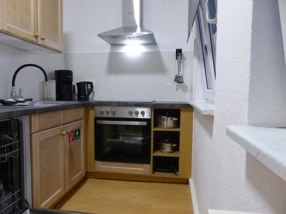 Apartment Napoleon, Naehe Zentrum, 2 Schlafzimmer, Grosser Balkon, Free Wifi ,Parken 예나 외부 사진