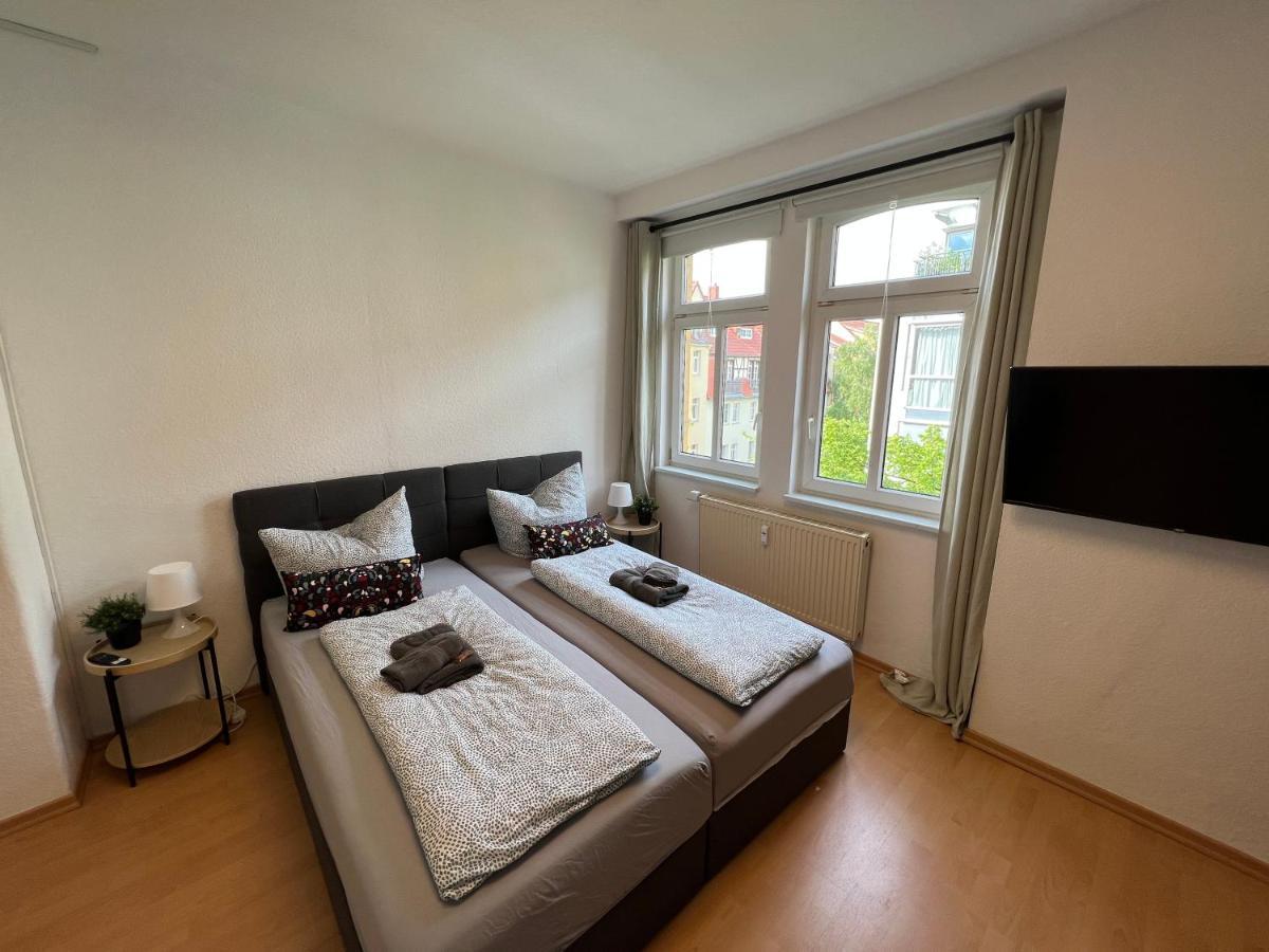 Apartment Napoleon, Naehe Zentrum, 2 Schlafzimmer, Grosser Balkon, Free Wifi ,Parken 예나 외부 사진
