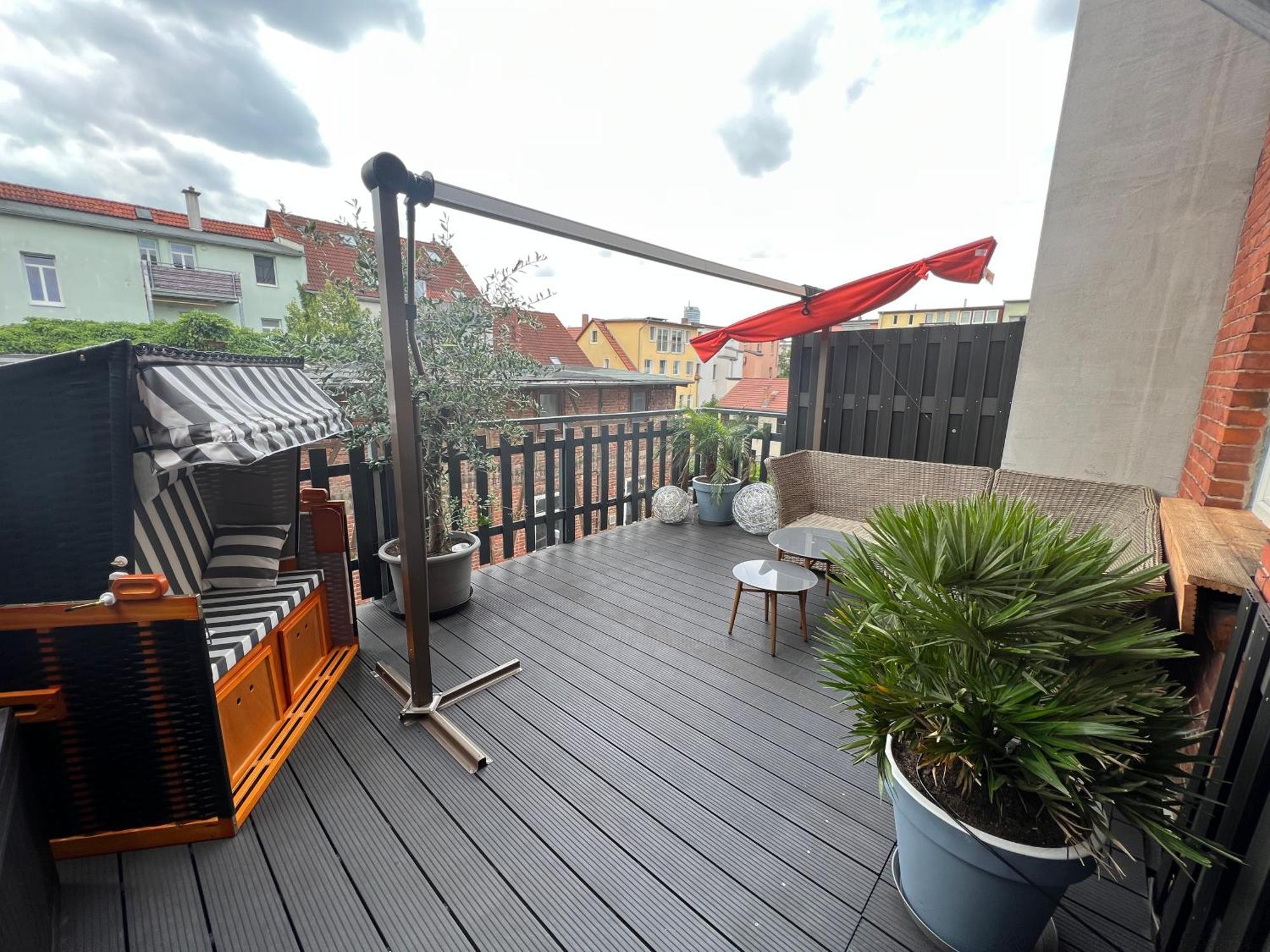 Apartment Napoleon, Naehe Zentrum, 2 Schlafzimmer, Grosser Balkon, Free Wifi ,Parken 예나 외부 사진