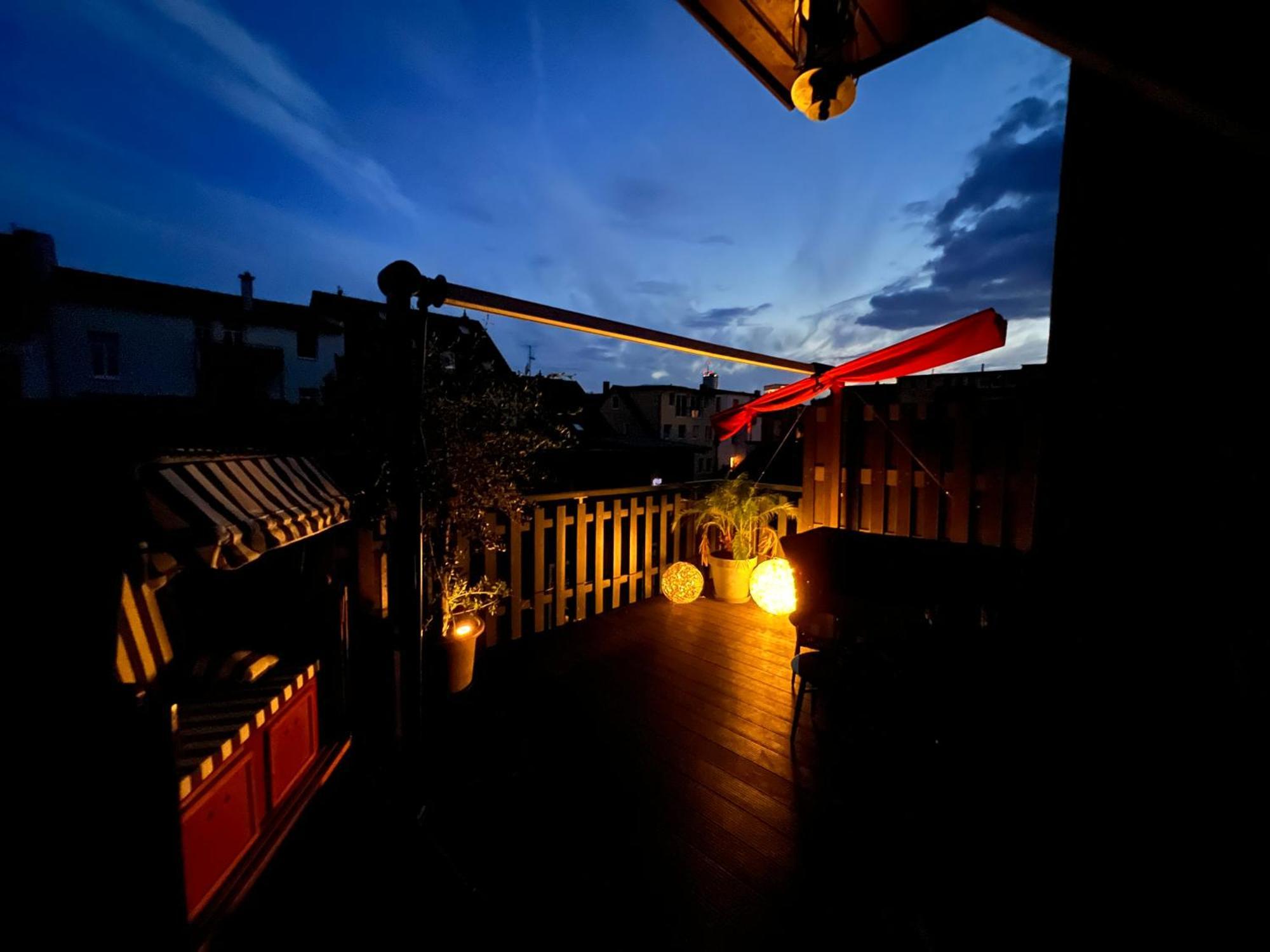 Apartment Napoleon, Naehe Zentrum, 2 Schlafzimmer, Grosser Balkon, Free Wifi ,Parken 예나 외부 사진